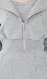 モデル：158cm（着用サイズ：FREE　着用カラー：GRY）