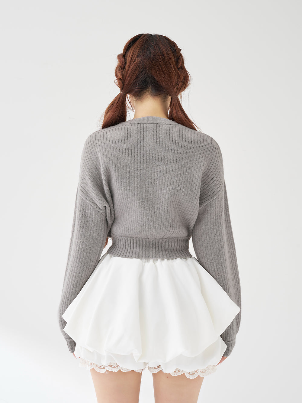 モデル：158cm（着用サイズ：FREE　着用カラー：GRY）