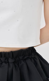 モデル：158cm（着用サイズ：FREE　着用カラー：WHT）