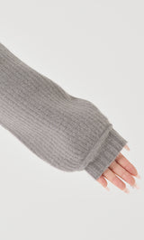 モデル：158cm（着用サイズ：FREE　着用カラー：GRY）