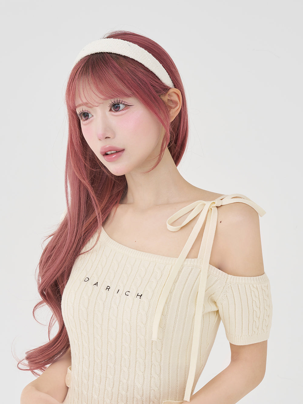 ロゴケーブルワンショルニットミニワンピース – Darich