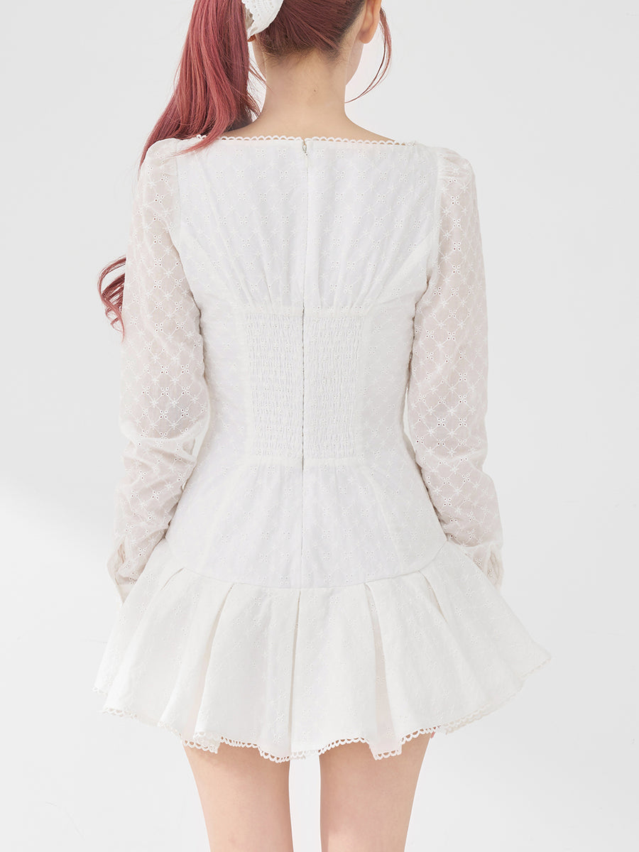 モデル：158cm（着用サイズ：FREE　着用カラー：WHT）