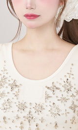 モデル：158cm（着用サイズ：FREE　着用カラー：WHT)