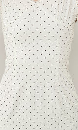 モデル：158cm（着用サイズ：FREE　着用カラー：WHT）