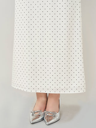 モデル：158cm（着用サイズ：FREE　着用カラー：WHT）