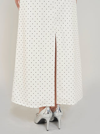 モデル：158cm（着用サイズ：FREE　着用カラー：WHT）