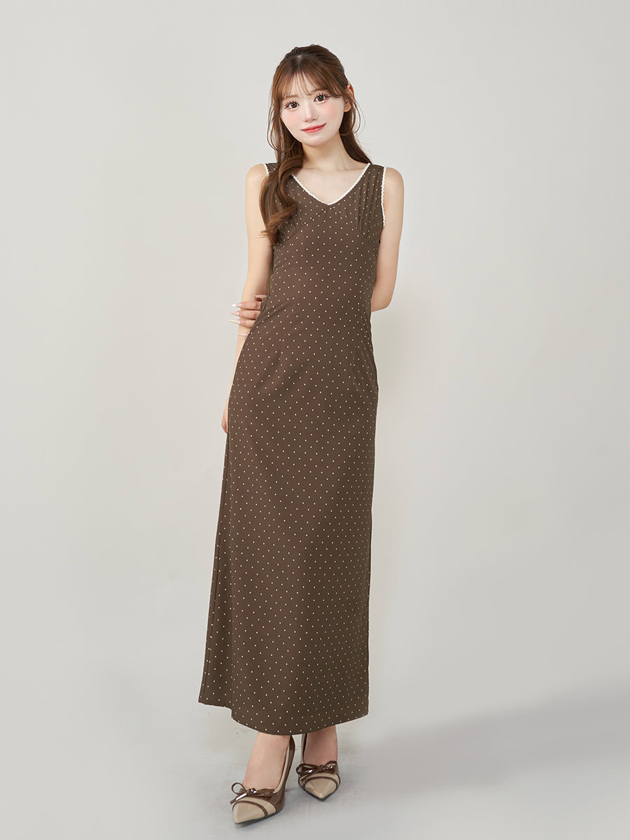 モデル：158cm（着用サイズ：FREE　着用カラー：BRN）