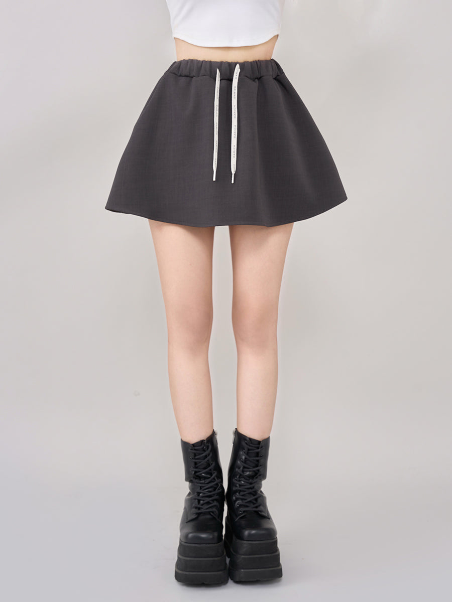モデル：158cm（着用サイズ：FREE　着用カラー：C-GRY)