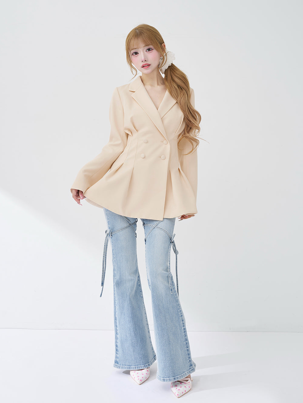 モデル：158cm（着用サイズ：FREE　着用カラー：IVO）