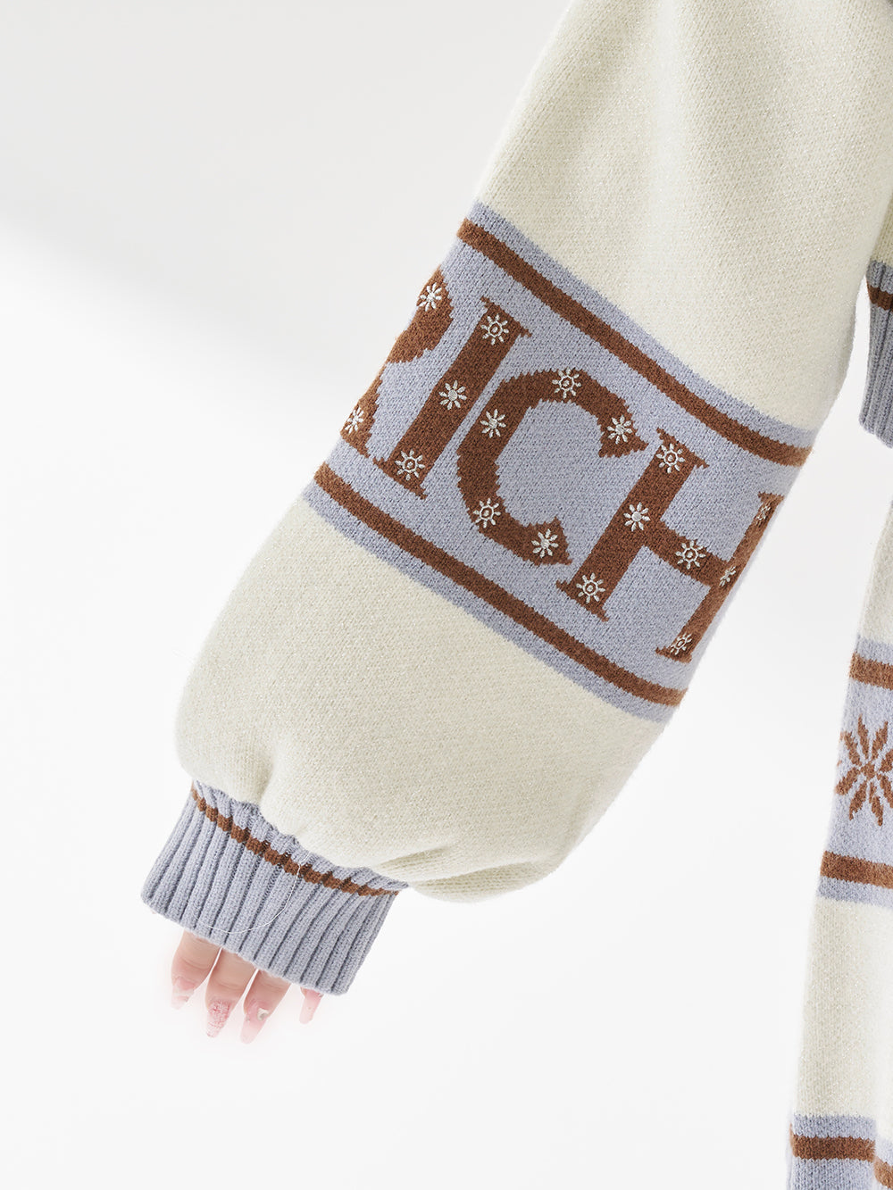 モデル：158cm（着用サイズ：FREE　着用カラー：IVO）