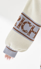 モデル：158cm（着用サイズ：FREE　着用カラー：IVO）