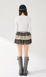 モデル：158cm（着用サイズ：FREE　着用カラー：C-GRY）