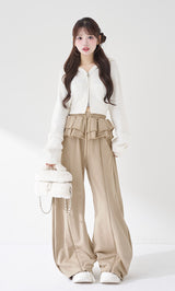 モデル：158cm（着用サイズ：FREE　着用カラー：BEG）