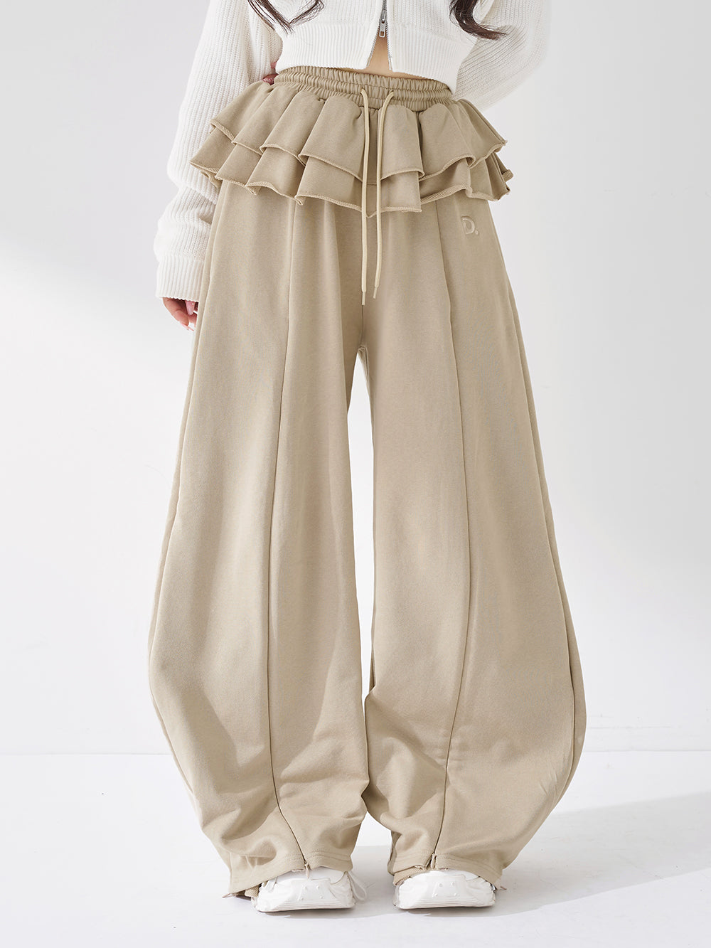 ユーズドルックフリルスウェットパンツ - beg