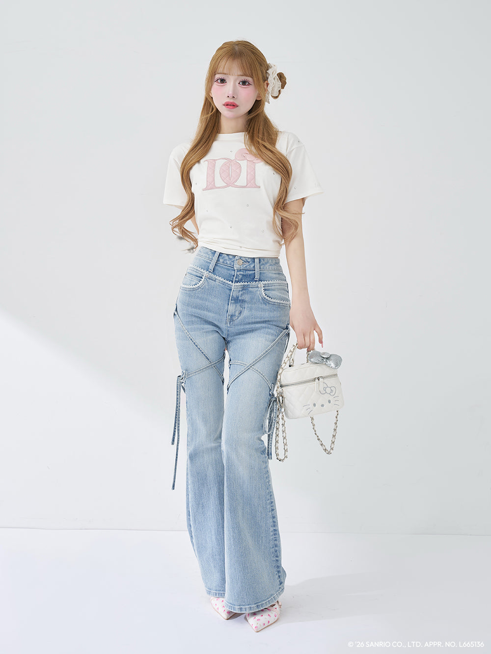 モデル：158cm（着用サイズ：FREE　着用カラー：WHT）