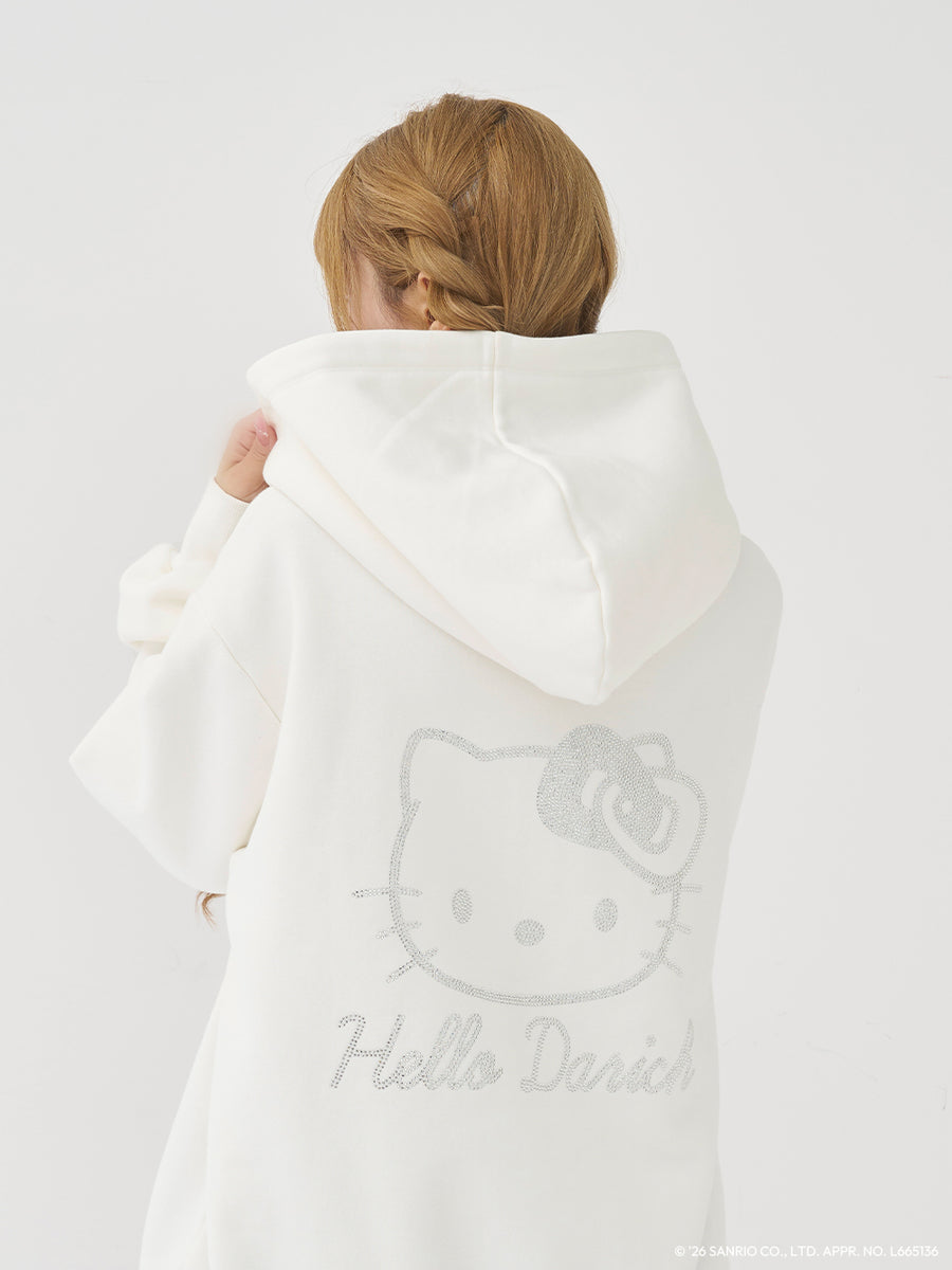 モデル：158cm（着用サイズ：FREE　着用カラー：WHT）