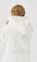 モデル：158cm（着用サイズ：FREE　着用カラー：WHT）