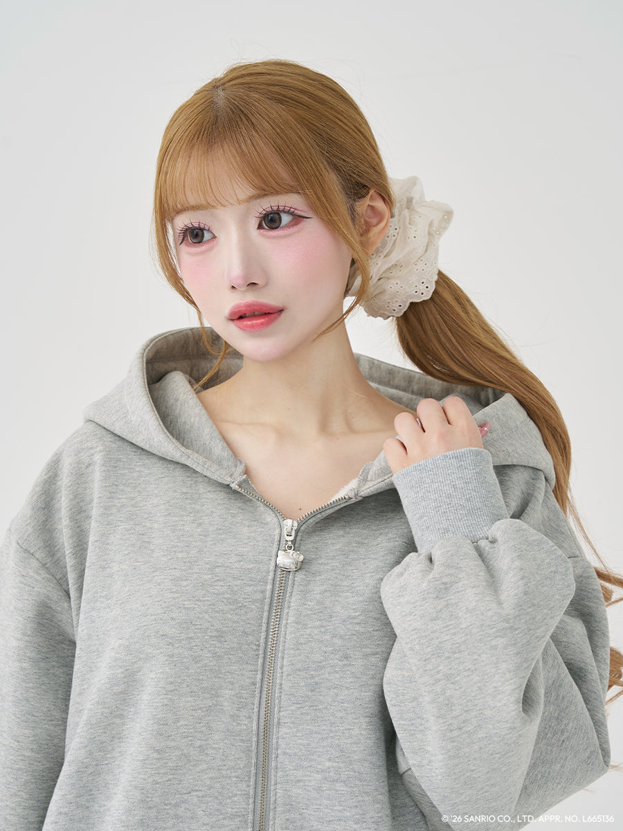 モデル：158cm（着用サイズ：FREE　着用カラー：GRY）