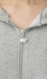 モデル：158cm（着用サイズ：FREE　着用カラー：GRY）