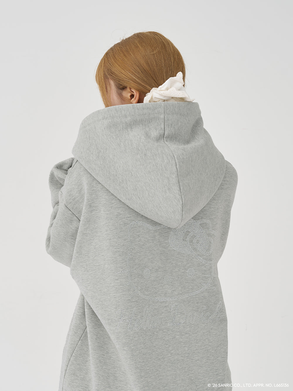 モデル：158cm（着用サイズ：FREE　着用カラー：GRY）