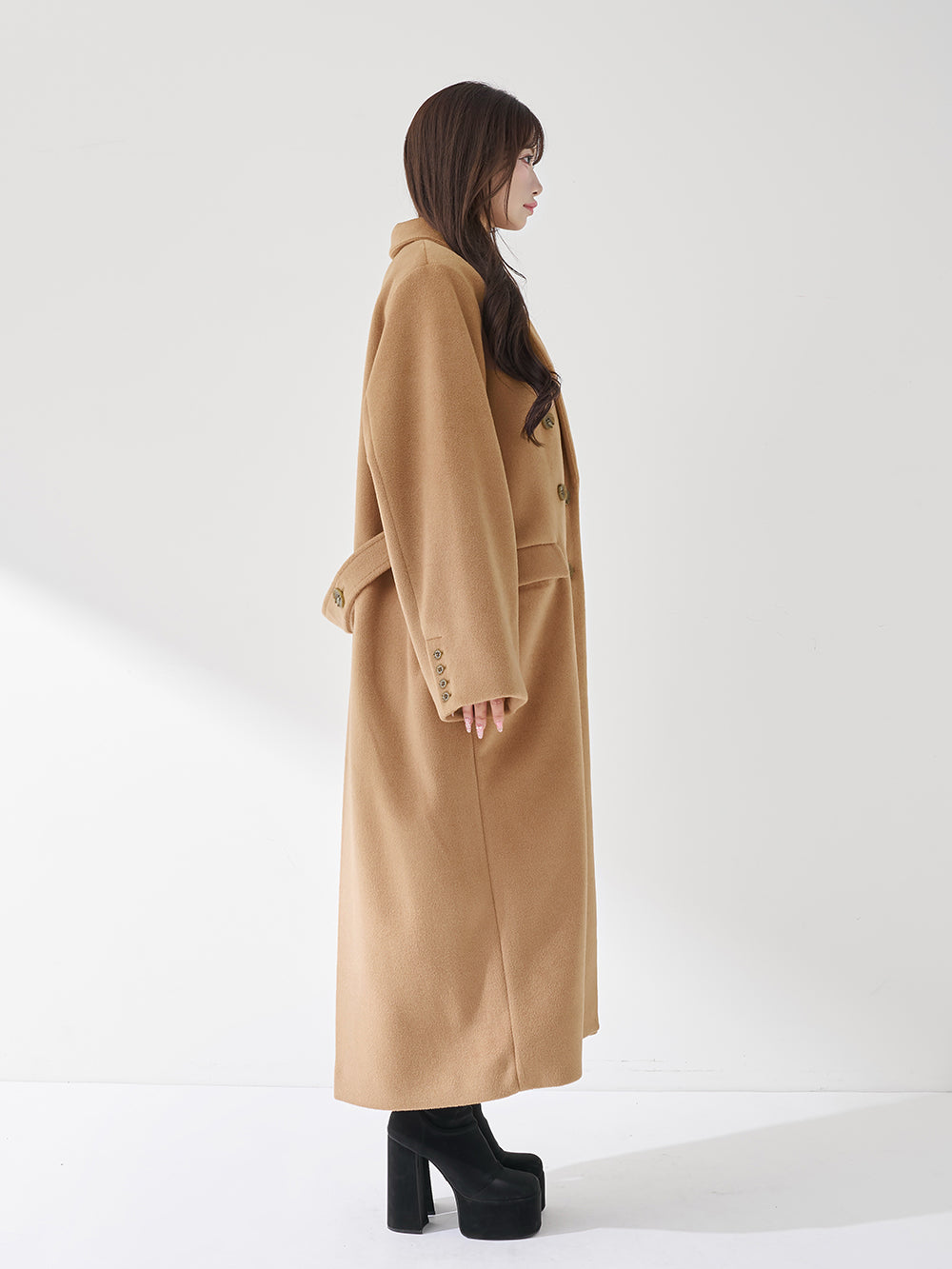 モデル：158cm（着用サイズ：FREE　着用カラー：CAM）