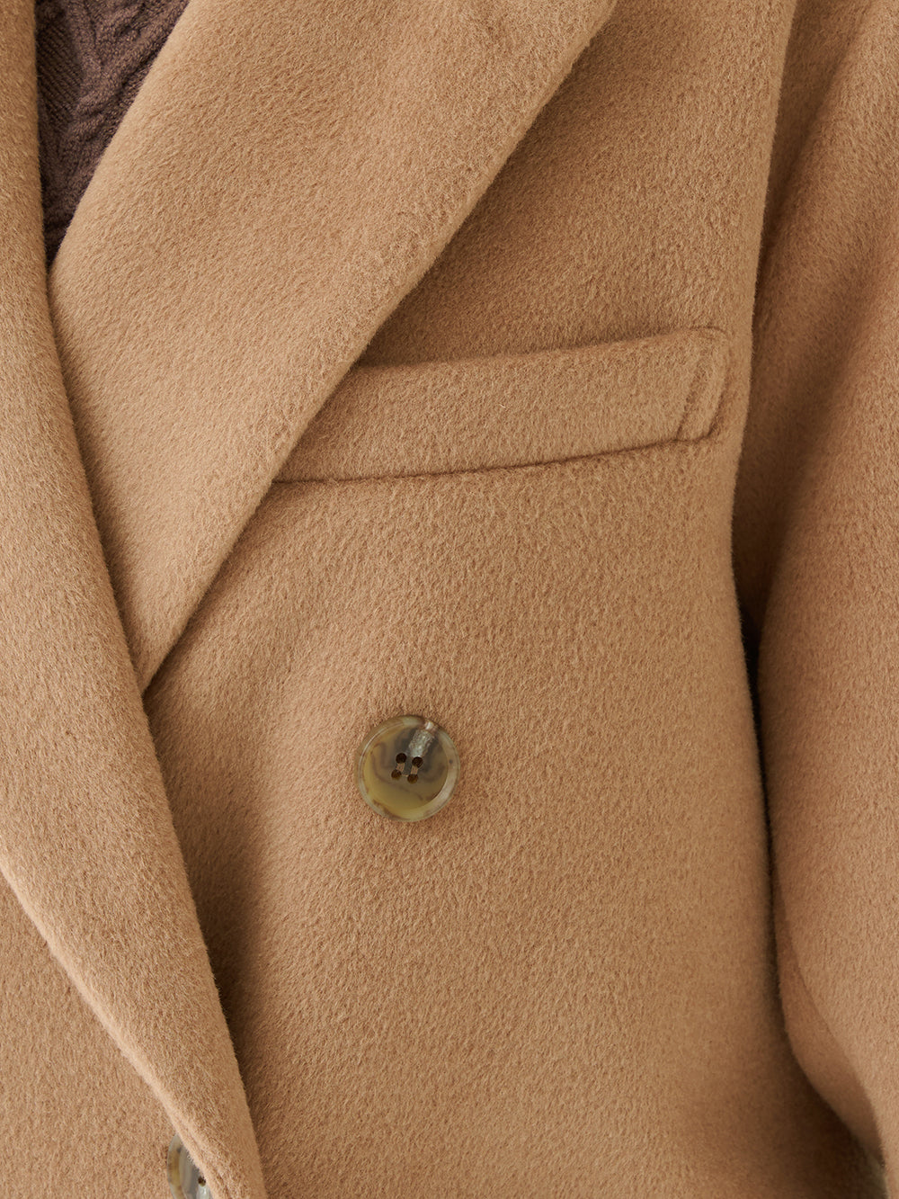 モデル：158cm（着用サイズ：FREE　着用カラー：CAM）