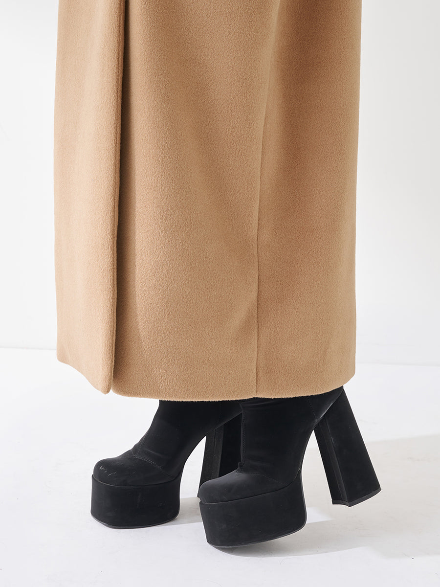 モデル：158cm（着用サイズ：FREE　着用カラー：CAM）