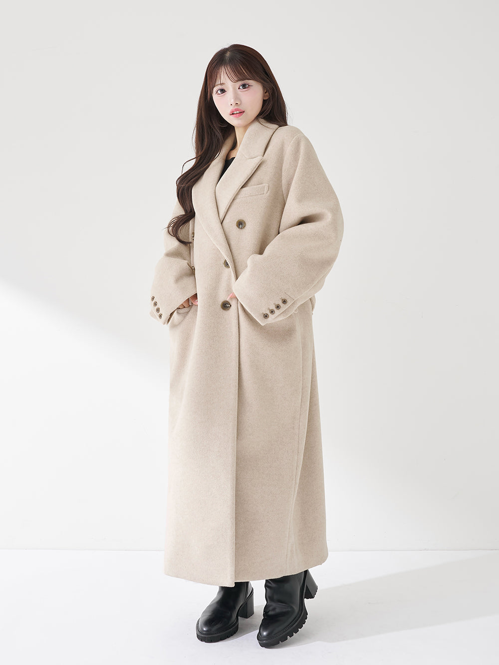 モデル：158cm（着用サイズ：FREE　着用カラー：BEG）