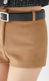 モデル：158cm（着用サイズ：S　着用カラー：CAM）