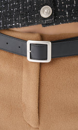 モデル：158cm（着用サイズ：S　着用カラー：CAM）