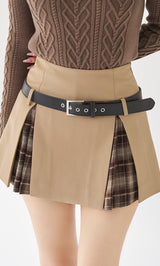 モデル：158cm（着用サイズ：S　着用カラー：BEG）