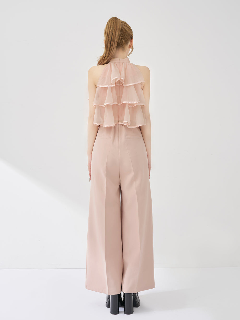 モデル：158cm（着用サイズ：FREE　着用カラー：PNK）