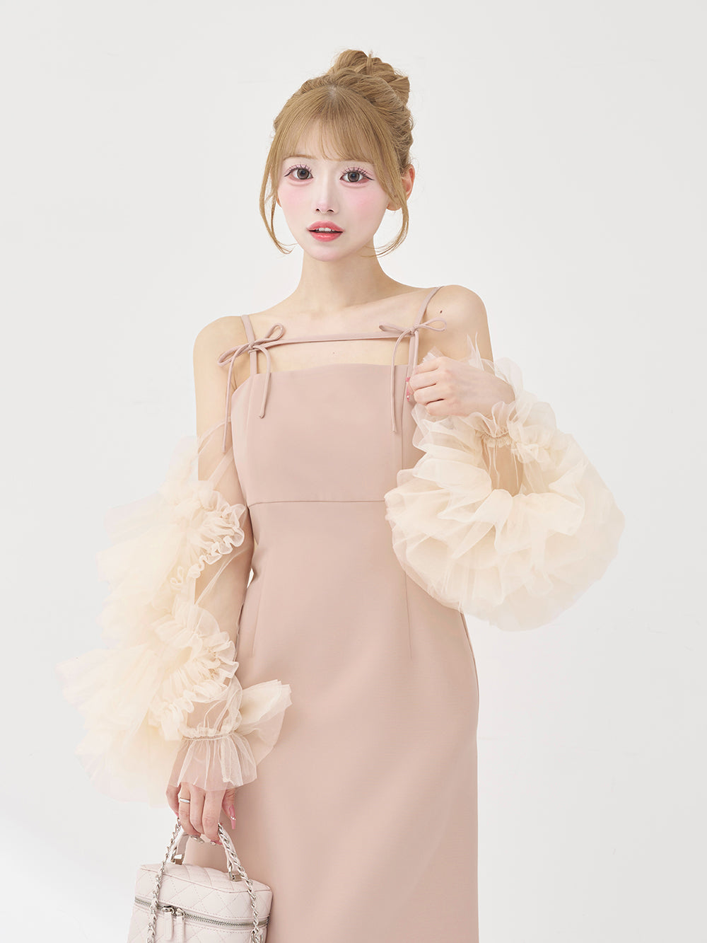 モデル：158cm（着用サイズ：FREE　着用カラー：PNK）