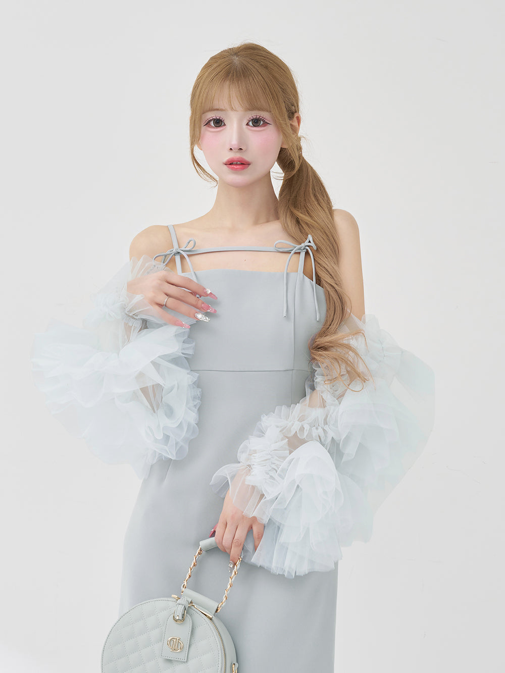 モデル：158cm（着用サイズ：FREE　着用カラー：SAX）