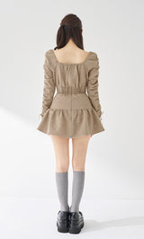 モデル：158cm（着用サイズ：FREE　着用カラー：BEG）