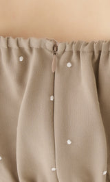 モデル：158cm（着用サイズ：FREE　着用カラー：BEG）