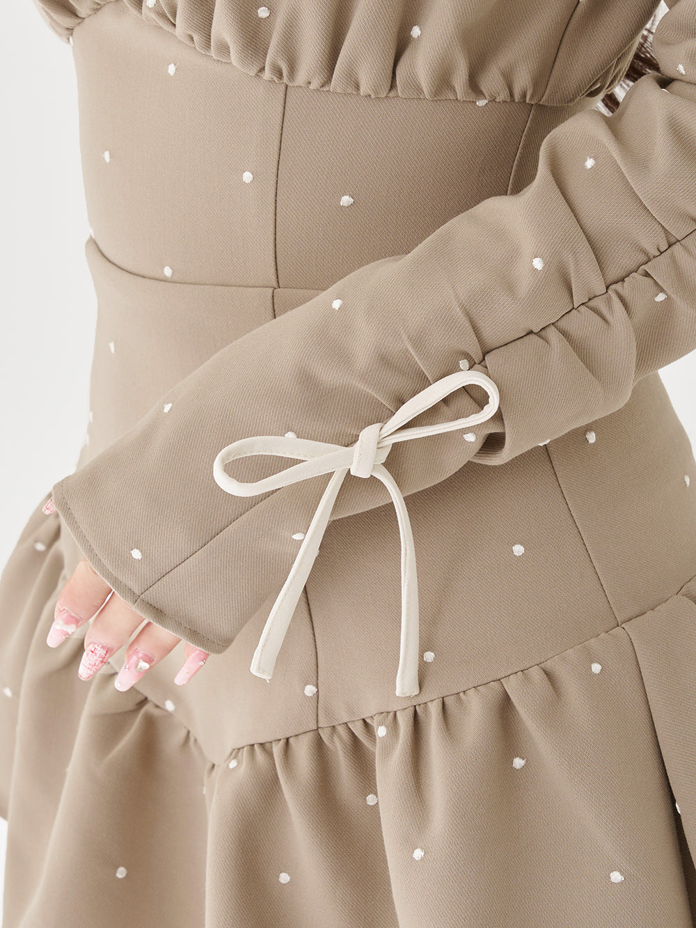 スクエアネックギャザーミニワンピース – Darich