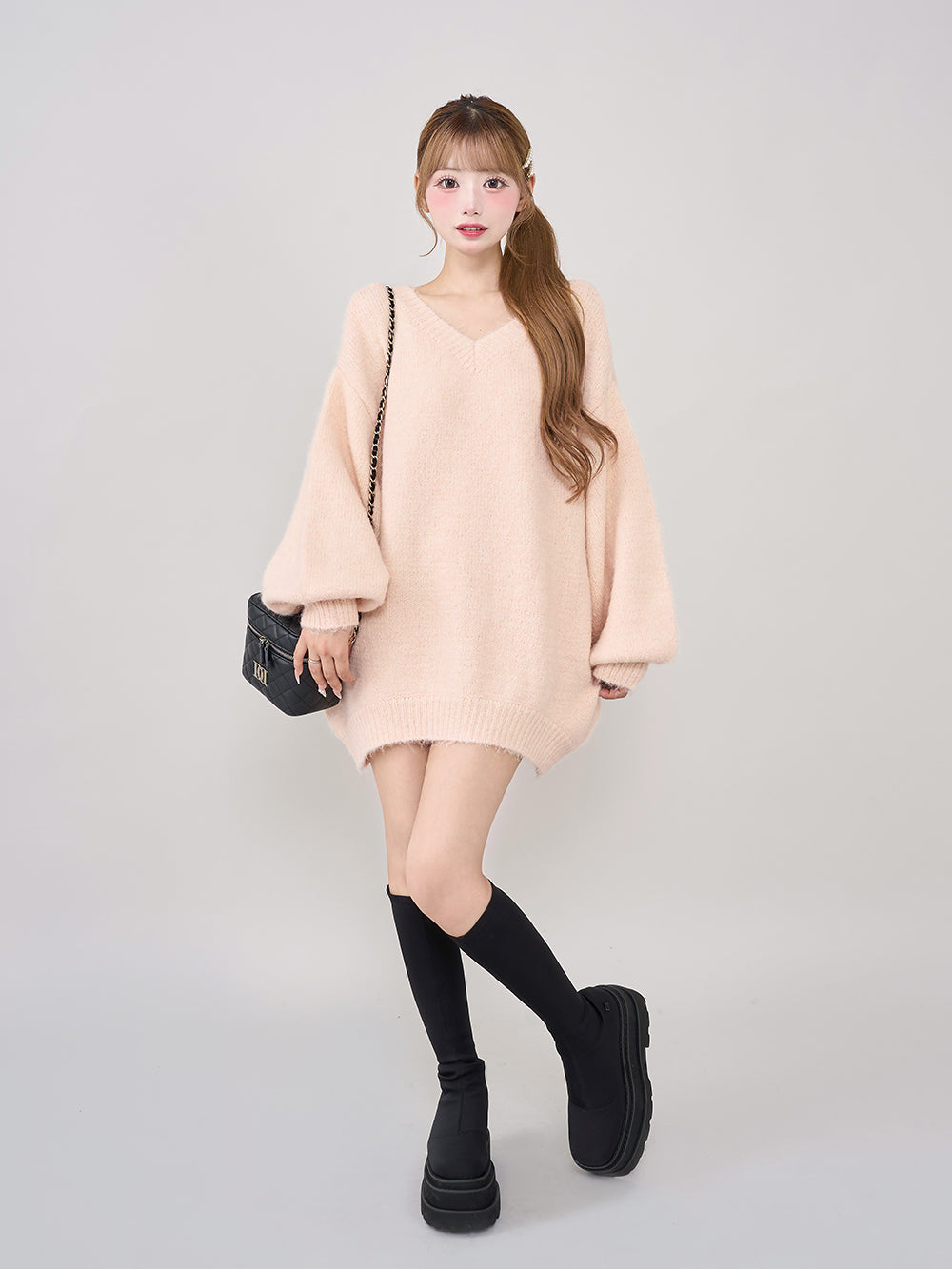 モデル：158cm（着用サイズ：FREE　着用カラー：PNK）