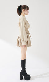 モデル：158cm（着用サイズ：FREE　着用カラー：IVO）