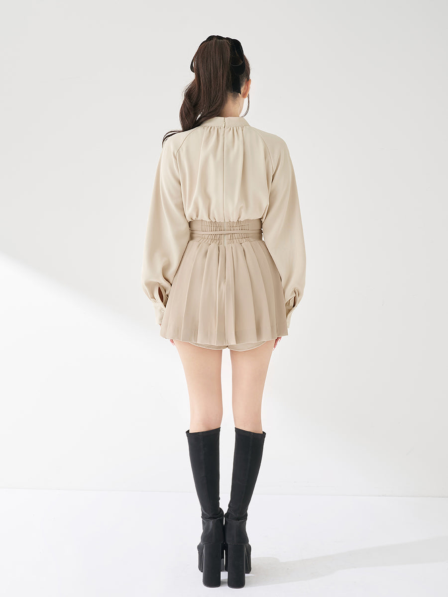 モデル：158cm（着用サイズ：FREE　着用カラー：IVO）