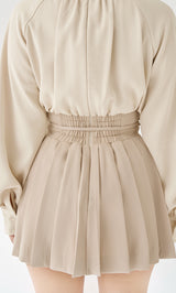 モデル：158cm（着用サイズ：FREE　着用カラー：IVO）