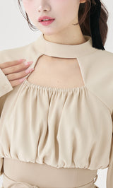 モデル：158cm（着用サイズ：FREE　着用カラー：IVO）