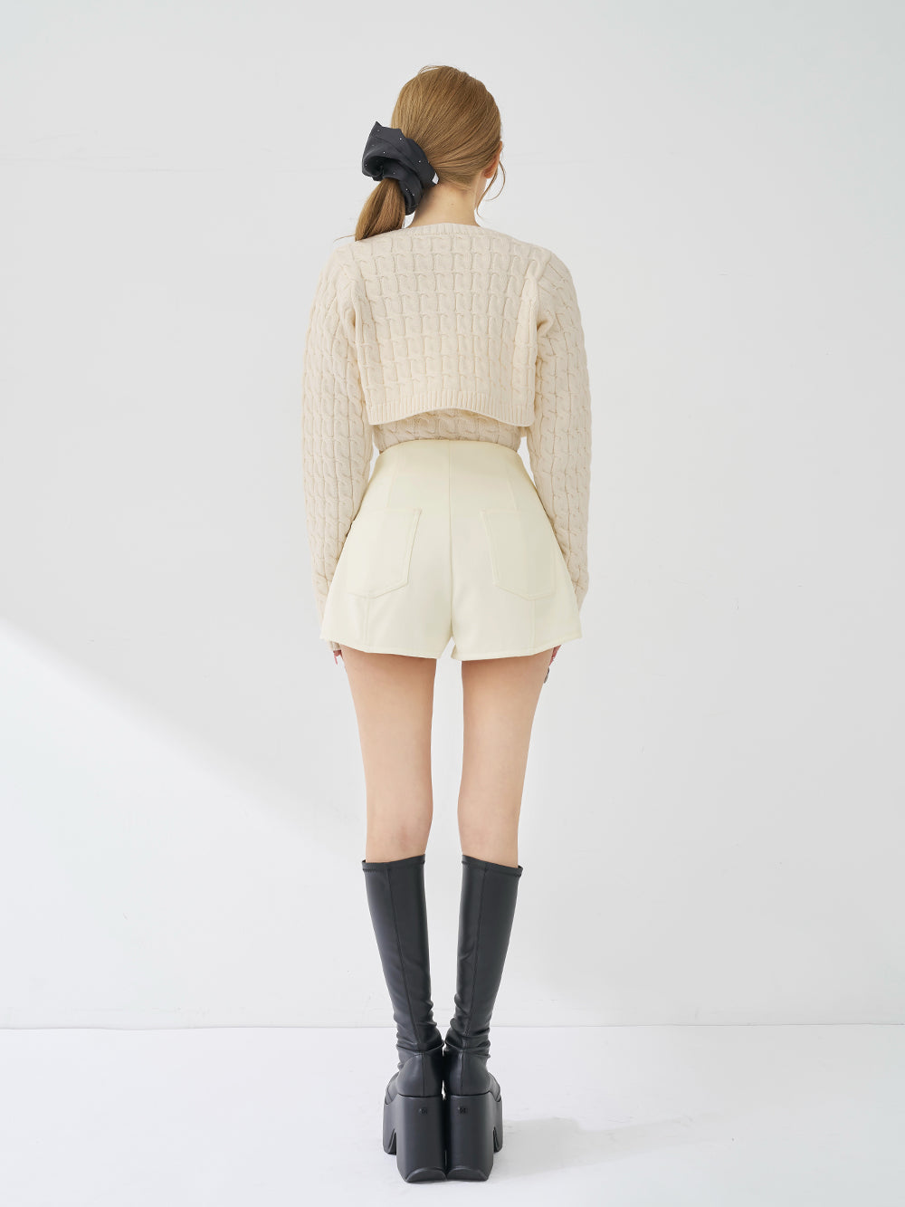 サイドアップショートパンツ