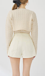 モデル：158cm（着用サイズ：S　着用カラー：IVO）