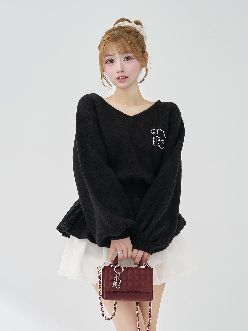 モデル：158cm（着用サイズ：FREE　着用カラー：BLK）