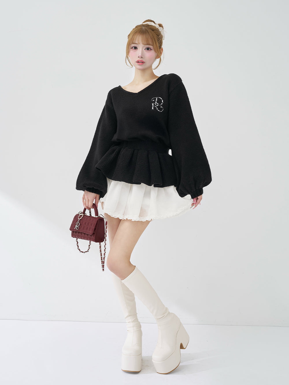 モデル：158cm（着用サイズ：FREE　着用カラー：BLK）