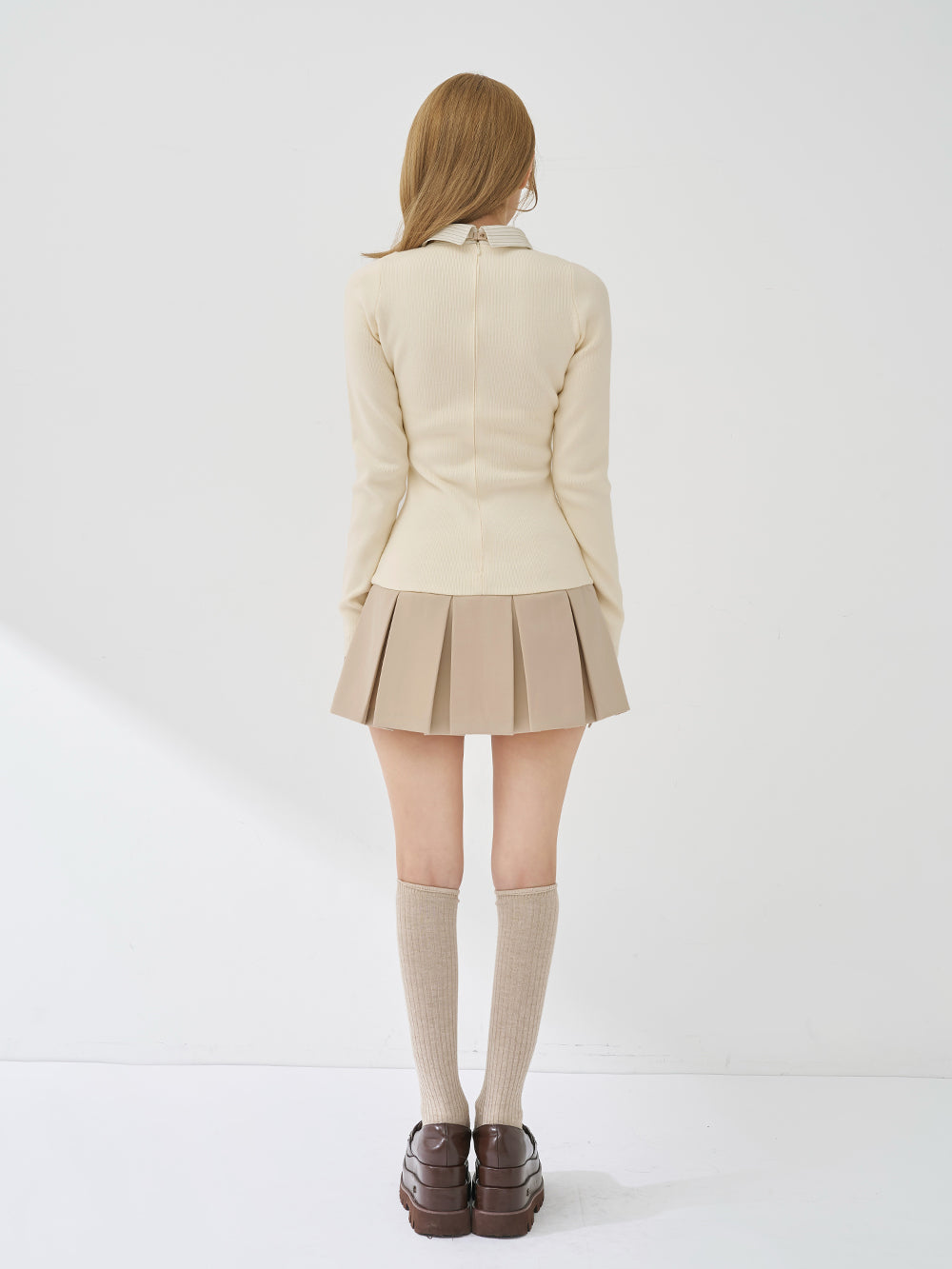 モデル：158cm（着用サイズ：FREE　着用カラー：BEG）