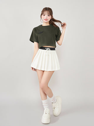 モデル：158cm（着用サイズ：FREE　着用カラー：WHT）