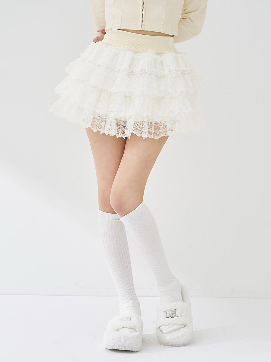 モデル：158cm（着用サイズ：FREE　着用カラー：IVO）