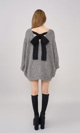 モデル：158cm（着用サイズ：FREE　着用カラー：GRY）
